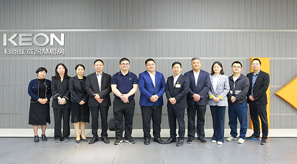 嵊州市政協(xié)副主席裘慶軍一行蒞臨科恩參觀指導(dǎo)！